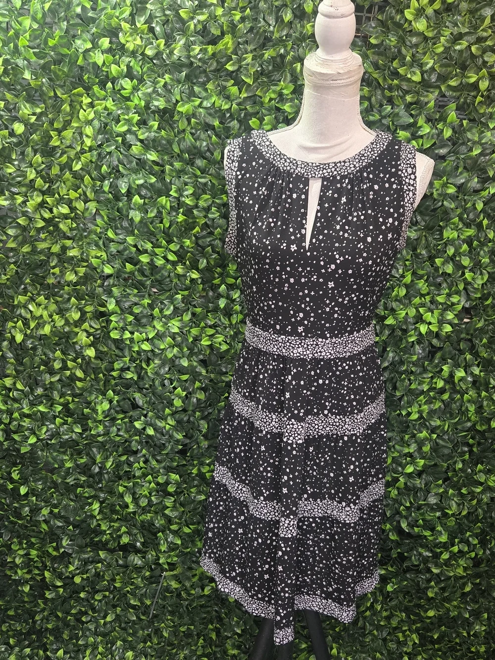 Michael Kors elegant sleeveless